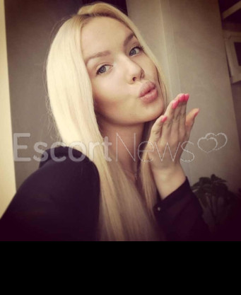 Photo escort girl Lizzi: the best escort service