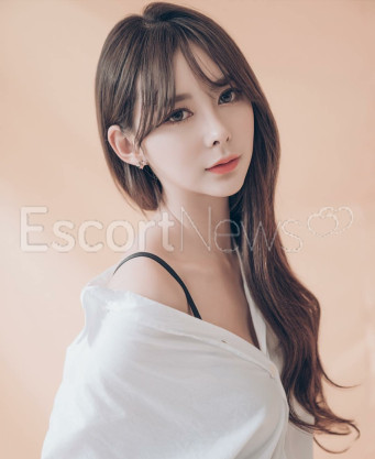 Photo escort girl ha-young Kim: the best escort service