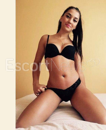 Photo escort girl Bella: the best escort service