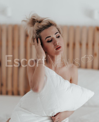 Photo escort girl Evadiva: the best escort service