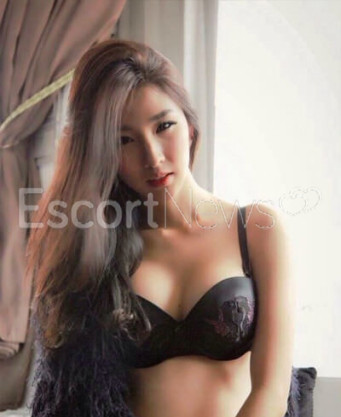 Photo escort girl mia: the best escort service