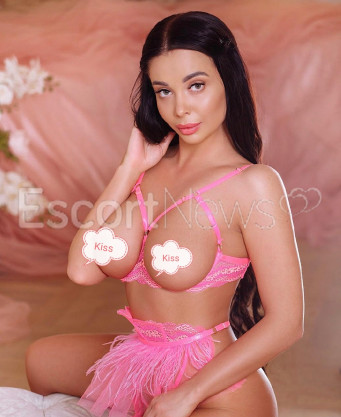 Photo escort girl Monica: the best escort service