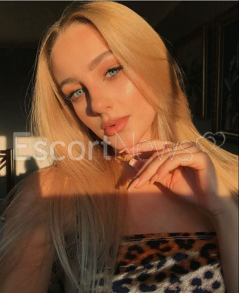 Photo escort girl Vika: the best escort service