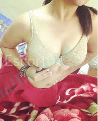 Photo escort girl Tanvi: the best escort service