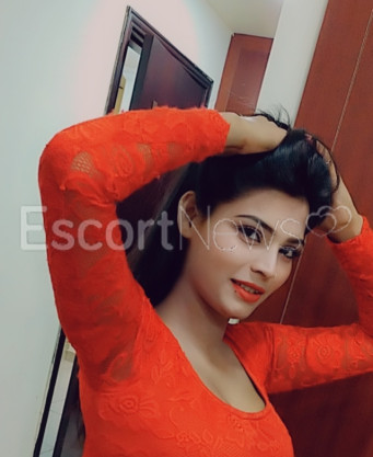 Photo escort girl Salma: the best escort service