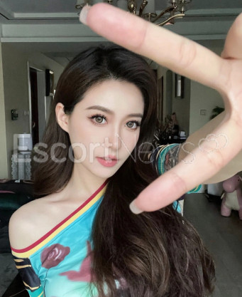 Photo escort girl Lily Jun: the best escort service