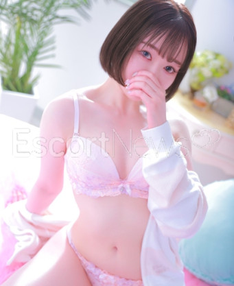 Photo escort girl Hinako: the best escort service