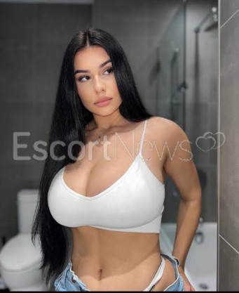 Photo escort girl Andrea: the best escort service