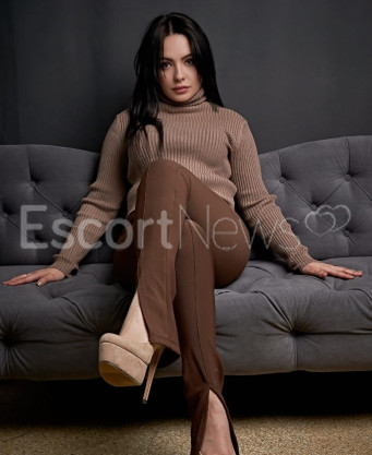 Photo escort girl Violeta: the best escort service