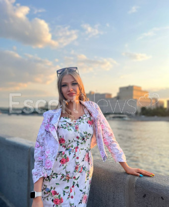 Photo escort girl Ruzanna: the best escort service