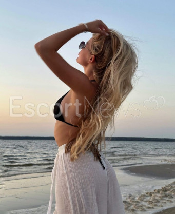 Photo escort girl Sara: the best escort service