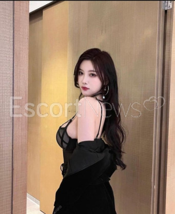 Photo escort girl Qin Qin: the best escort service