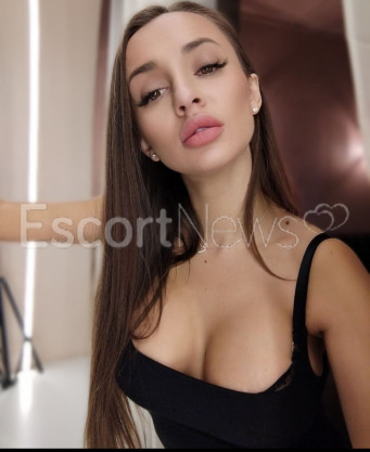 Photo escort girl Iva: the best escort service