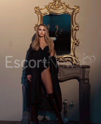 Photo escort girl Ashley: the best escort service