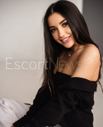 Photo escort girl NIKA: the best escort service