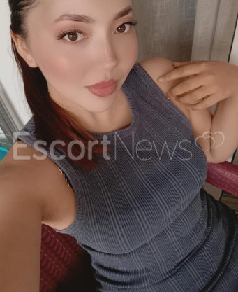 Photo escort girl Asian Alsy: the best escort service