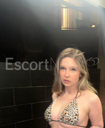 Photo escort girl Sabina: the best escort service