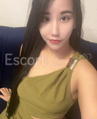 Photo escort girl Yoyo: the best escort service