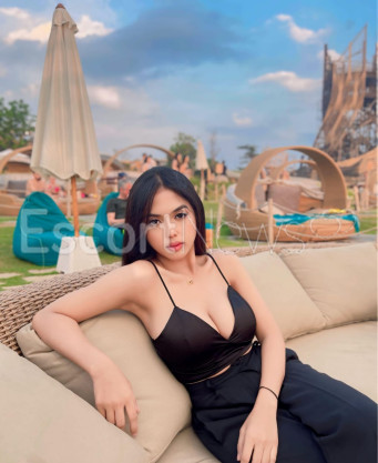 Photo escort girl Aurora: the best escort service