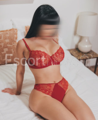 Photo escort girl Linny: the best escort service