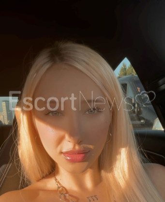 Photo escort girl Azra: the best escort service