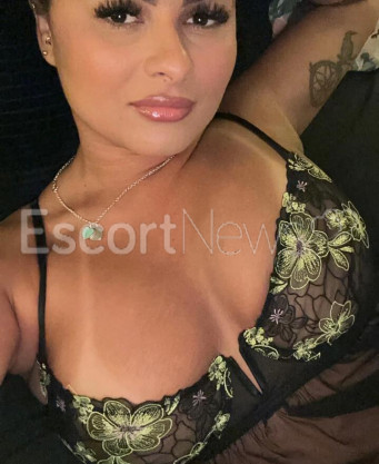 Photo escort girl Camila: the best escort service