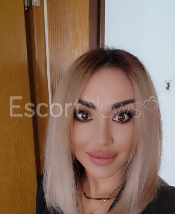 Photo escort girl Alara: the best escort service