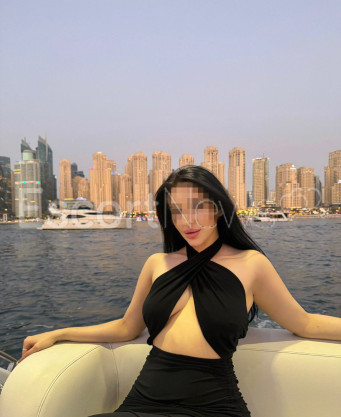 Photo escort girl Molli: the best escort service