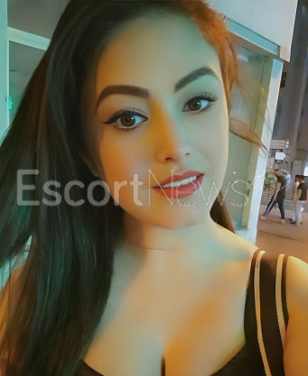 Photo escort girl Saniya Gill : the best escort service