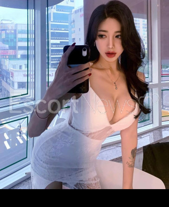 Photo escort girl Runa: the best escort service