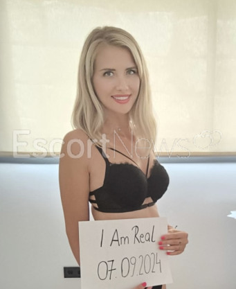 Photo escort girl Lea Blondi: the best escort service