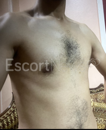 Photo escort girl Essam: the best escort service