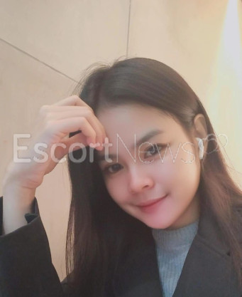 Photo escort girl Salfia : the best escort service