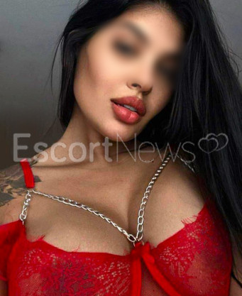 Photo escort girl Ynay: the best escort service