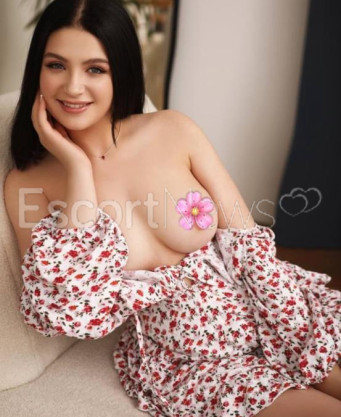 Photo escort girl LANA GDE: the best escort service