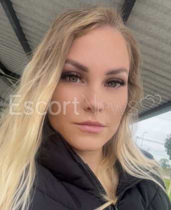 Photo escort girl Nikoleta: the best escort service