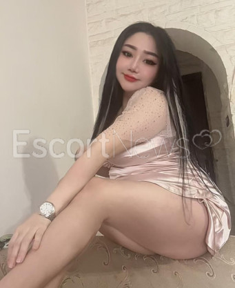 Photo escort girl momo: the best escort service