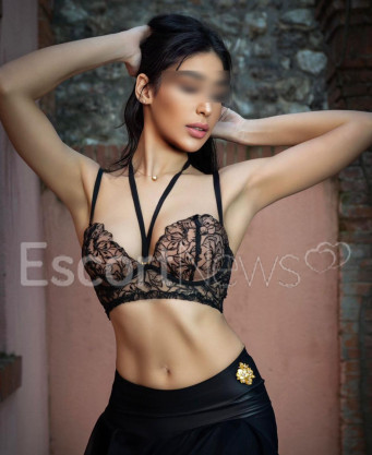 Photo escort girl Sandra: the best escort service