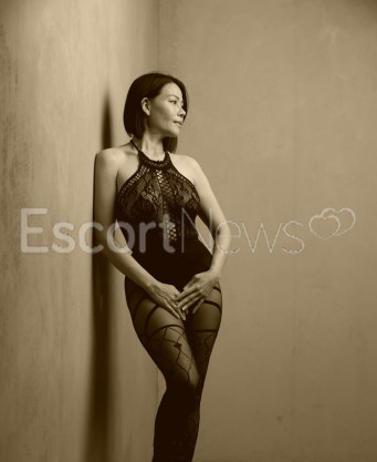 Photo escort girl Lin: the best escort service