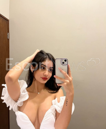 Photo escort girl Sophi: the best escort service