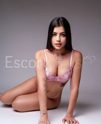 Photo escort girl CHERRY VIP: the best escort service