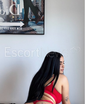 Photo escort girl Isla: the best escort service