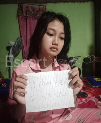 Photo escort girl Santika: the best escort service