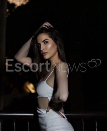 Photo escort girl Mara: the best escort service