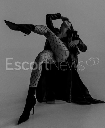 Photo escort girl Toprak: the best escort service